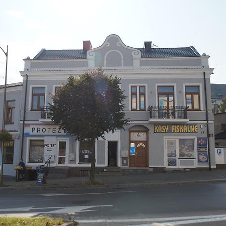 Apartamenty Ostrowiec - Pokoje Goscinne Centrum Ostrowiec Świętokrzyski Dış mekan fotoğraf