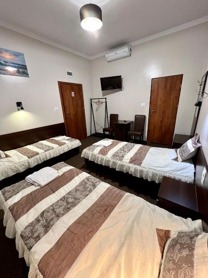 Apartamenty Ostrowiec - Pokoje Goscinne Centrum Ostrowiec Świętokrzyski Dış mekan fotoğraf