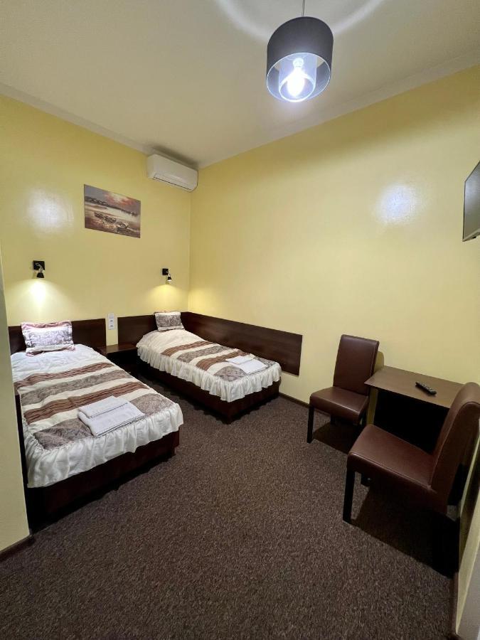 Apartamenty Ostrowiec - Pokoje Goscinne Centrum Ostrowiec Świętokrzyski Dış mekan fotoğraf