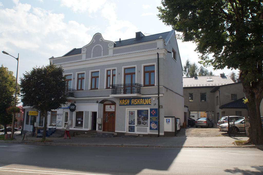 Apartamenty Ostrowiec - Pokoje Goscinne Centrum Ostrowiec Świętokrzyski Dış mekan fotoğraf